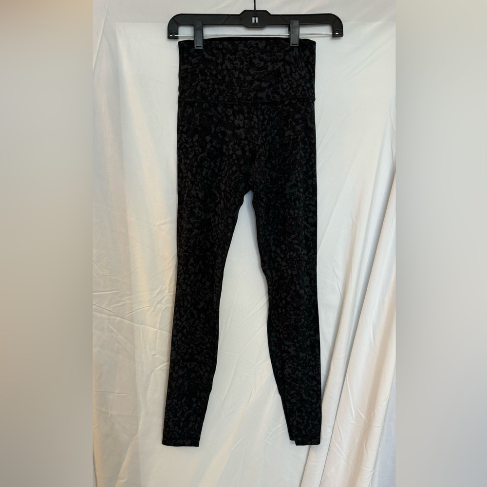 Lululemon Align Tight 28”